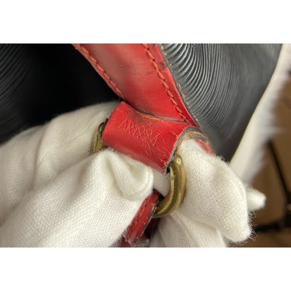 LV Vintage GUC EPI Noe - Picture 6 of 15